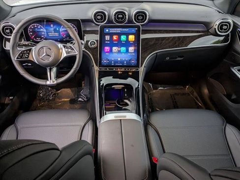 Used 2026 Mercedes-Benz GLC 300 image 17