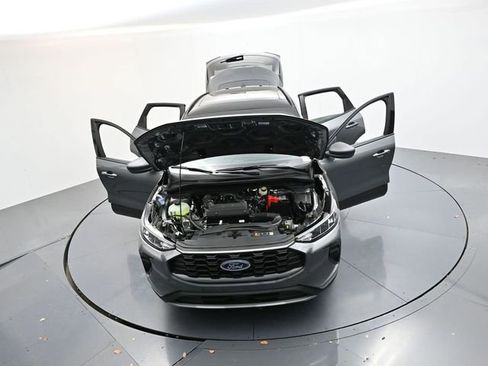 New 2026 Ford Escape ST-Line w/ Cold Weather Package image 27