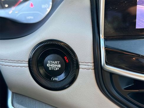 Used 2023 Jeep Compass Limited image 25