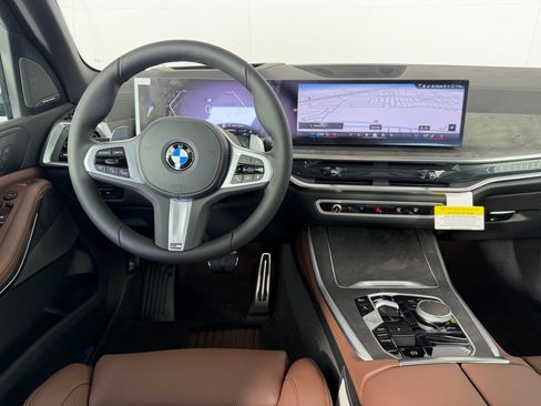 Used 2026 BMW X5 sDrive40i w/ M Sport Package RWD image 31