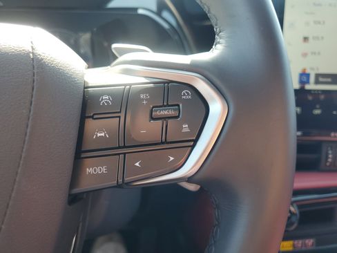 Used 2025 Lexus NX 250 FWD w/ Accessory Package (Z1) image 22