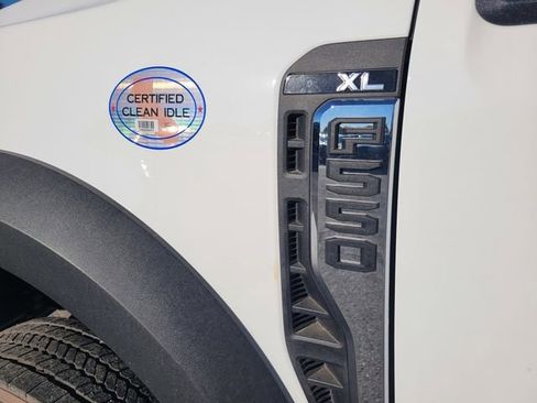New 2025 Ford F550 4x4 SuperCab Super Duty image 18