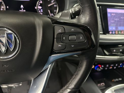 Used 2022 Buick Enclave Premium image 17
