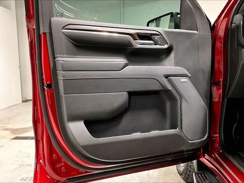 Used 2025 GMC Sierra 1500 SLT image 20