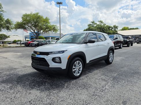 Certified 2021 Chevrolet TrailBlazer LS FWD image 11