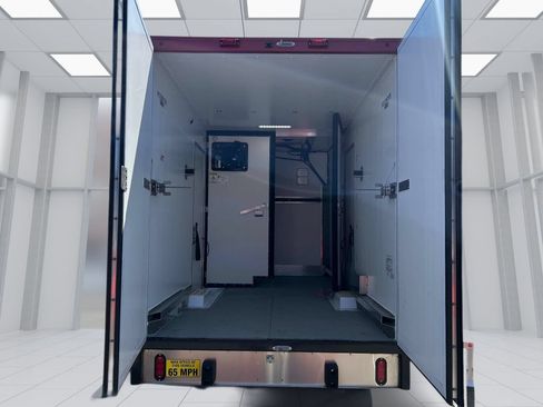 Used 2024 Ford E-350 and Econoline 350 Super Duty w/ Power Windows & Locks Group RWD image 19