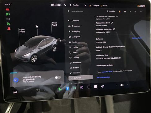 Used 2021 Tesla Model Y Long Range image 14