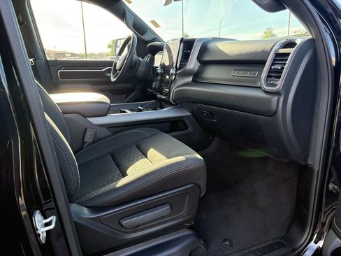 Used 2025 RAM 1500 Big Horn AWD/4WD image 10