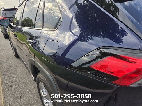 Used 2025 Toyota RAV4 XLE w/ Convenience Package AWD/4WD image 9