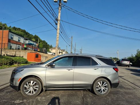 Used 2024 Chevrolet Equinox Premier AWD/4WD image 4