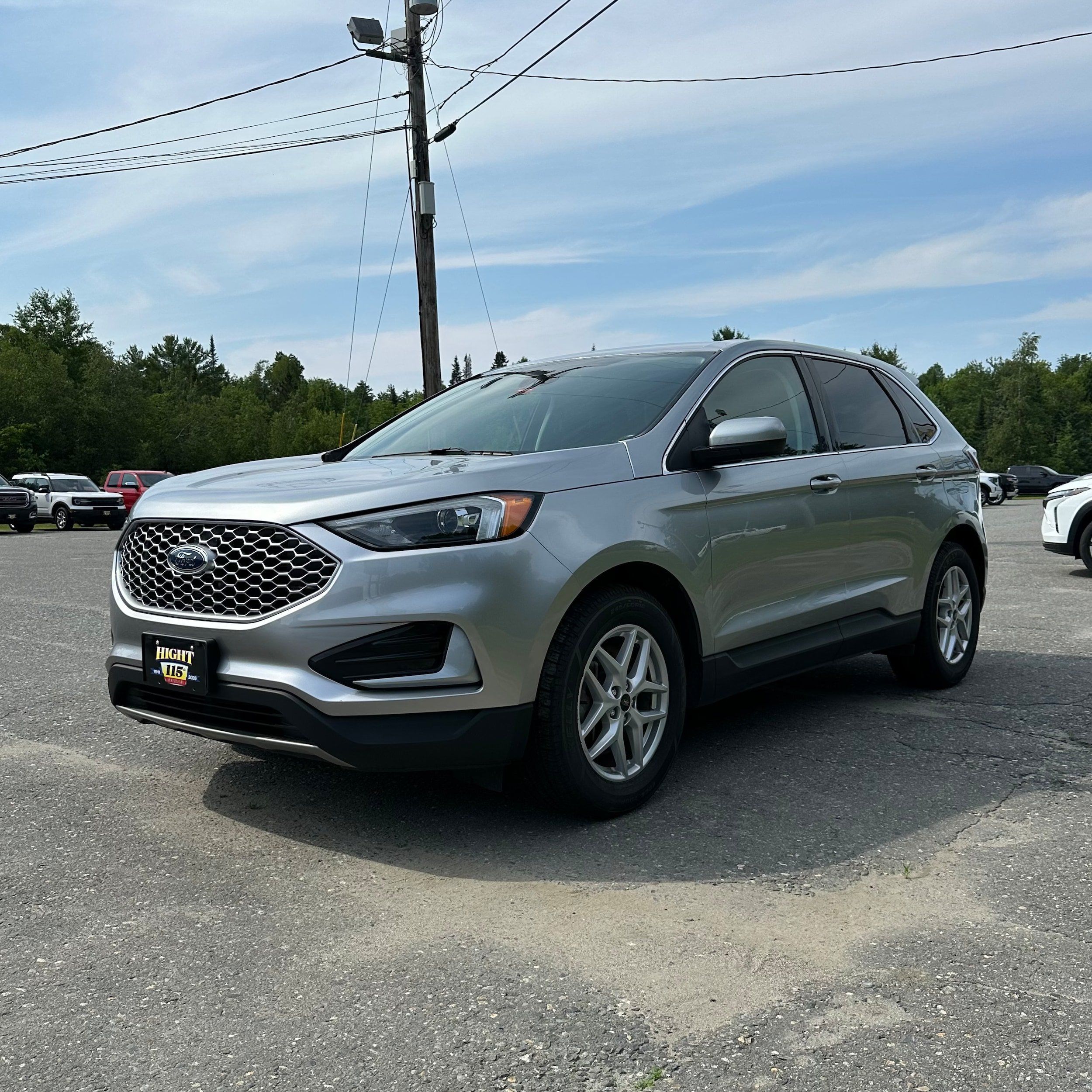 Used 2024 Ford Edge SEL AWD/4WD image 7