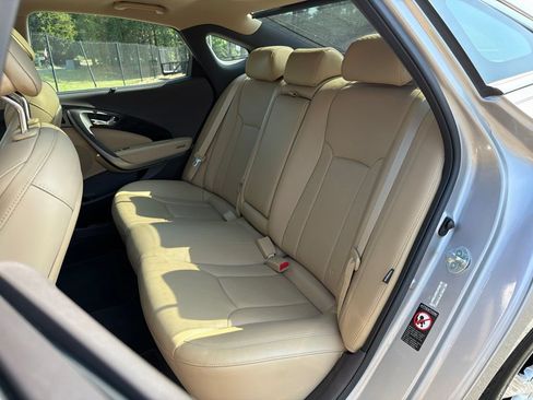 Used 2013 Hyundai Azera w/ Technology Pkg FWD image 22