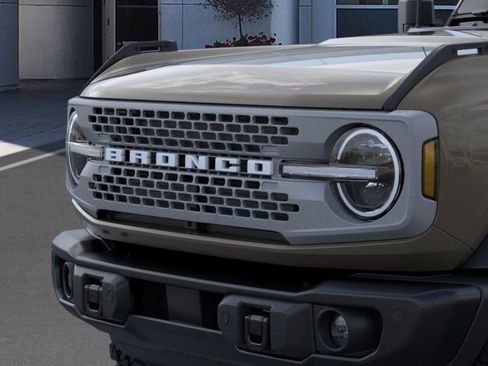 New 2025 Ford Bronco Badlands AWD/4WD image 45