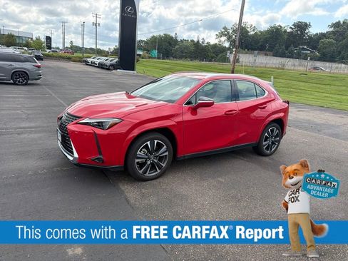 Used 2024 Lexus UX 250h AWD w/ Premium Package image 2