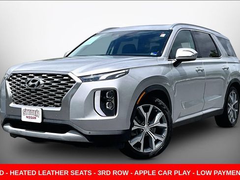 Used 2022 Hyundai Palisade SEL w/ Premium Package AWD/4WD image 3
