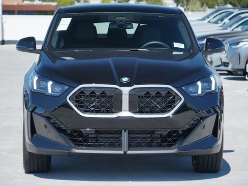New 2026 BMW X2 xDrive28i w/ Technology Package AWD/4WD image 2
