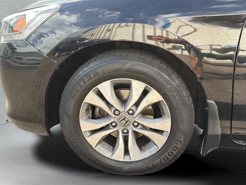 Used 2015 Honda Accord LX image 29