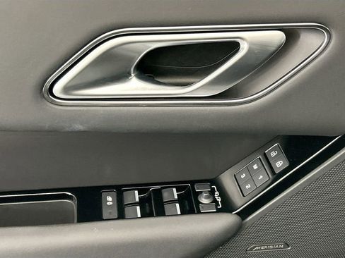 Used 2026 Land Rover Range Rover Velar S AWD/4WD image 22