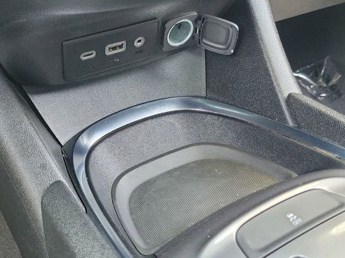 Used 2023 Chevrolet Malibu LT FWD image 13