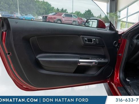 Used 2017 Ford Mustang Convertible RWD image 5