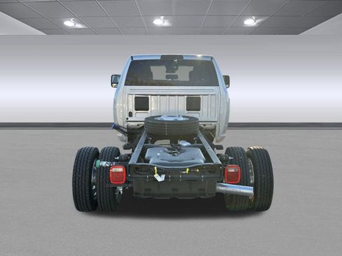New 2026 RAM 4500 Tradesman w/ Chrome Appearance Group image 6