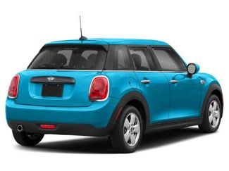 Used 2019 MINI Cooper 2-Door Hardtop FWD video 2