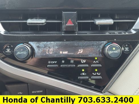 Used 2022 Toyota Camry LE FWD image 15