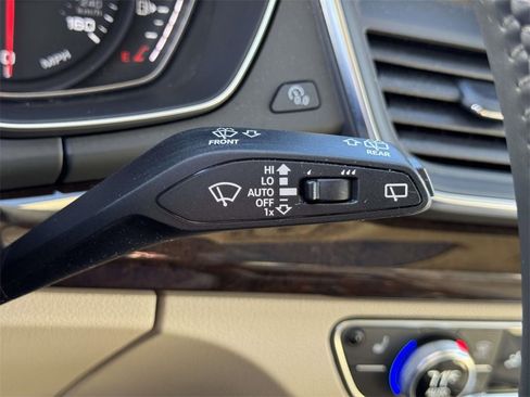 Used 2019 Audi Q5 2.0T Premium w/ Convenience Package image 23