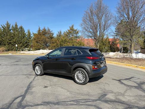 Used 2018 Hyundai Kona SEL image 3