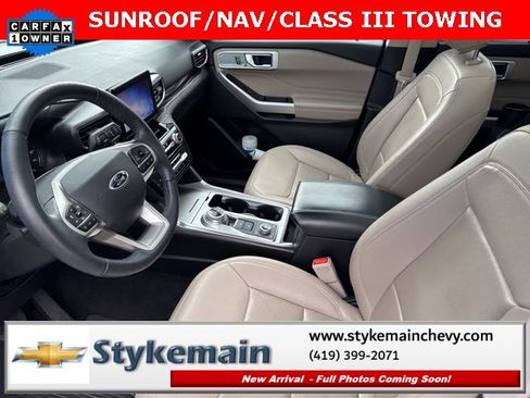 Used 2021 Ford Explorer Limited w/ Equipment Group 301A image 12