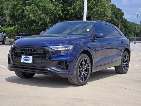 Used 2023 Audi Q8 Premium Plus AWD/4WD image 3