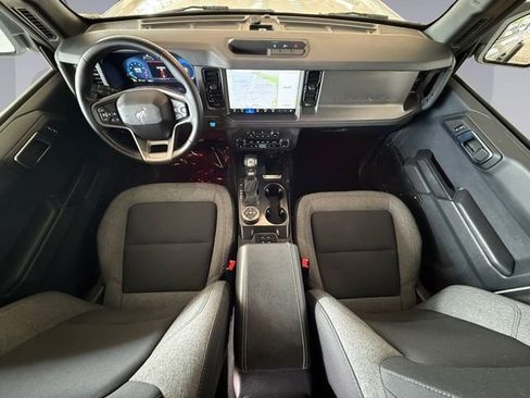 Used 2025 Ford Bronco Big Bend image 12