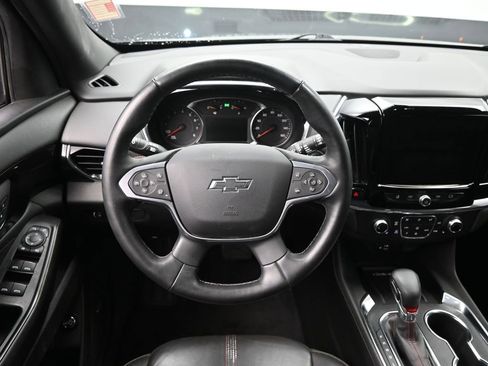Used 2023 Chevrolet Traverse RS image 25