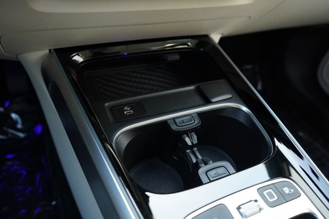 Used 2025 Mercedes-Benz GLB 250 image 21