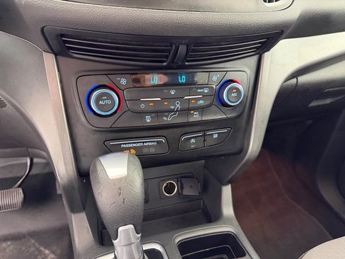 Used 2017 Ford Escape SE FWD image 15