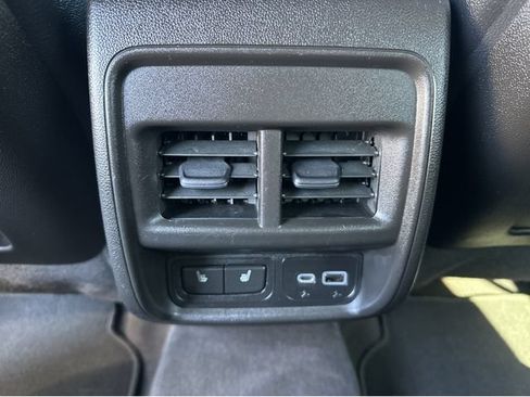 Certified 2023 Cadillac XT4 Sport w/ Driver Assist Package FWD image 18