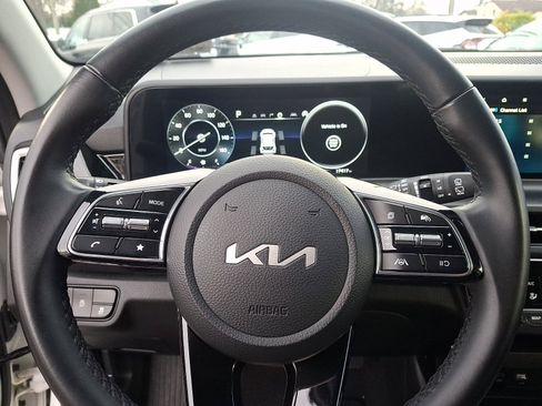 Certified 2024 Kia Seltos S image 19