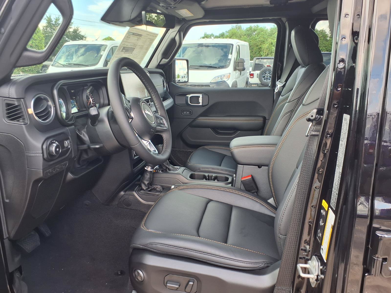 New 2026 Jeep Wrangler Unlimited Sahara AWD/4WD image 9