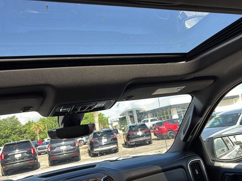 Used 2019 GMC Sierra 1500 AT4 w/ AT4 Premium Package image 17