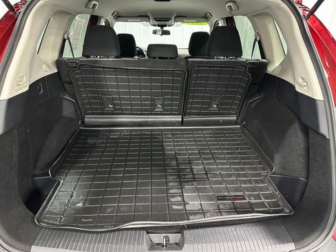 Used 2021 Nissan Rogue SV image 11