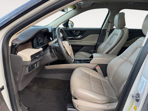 Used 2020 Lincoln Corsair Reserve w/ Equipment Group 201A image 11