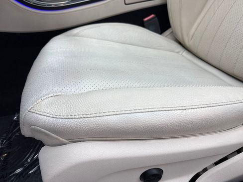 Used 2018 Mercedes-Benz E 300 w/ Premium 1 Package image 35