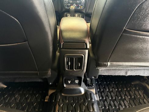 Used 2021 Jeep Compass Trailhawk w/ Sun and Sound Group AWD/4WD image 19