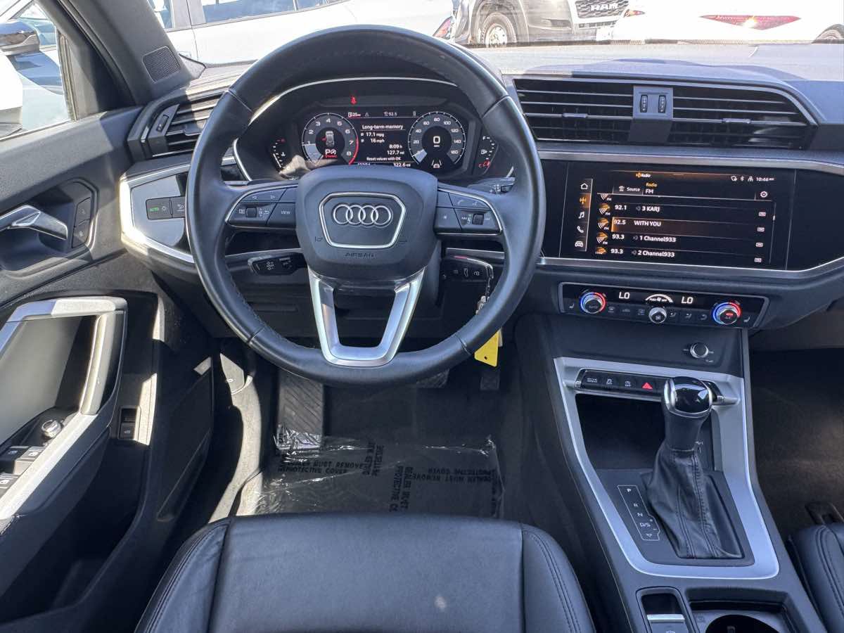 Used 2025 Audi Q3 2.0T Premium AWD/4WD image 21