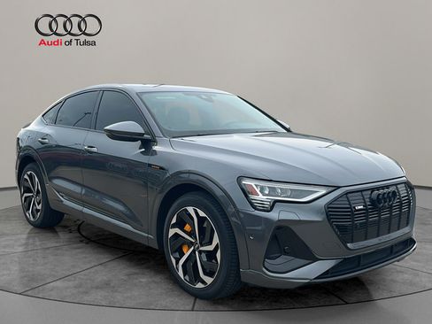 Certified 2023 Audi e-tron Premium Plus AWD/4WD image 7