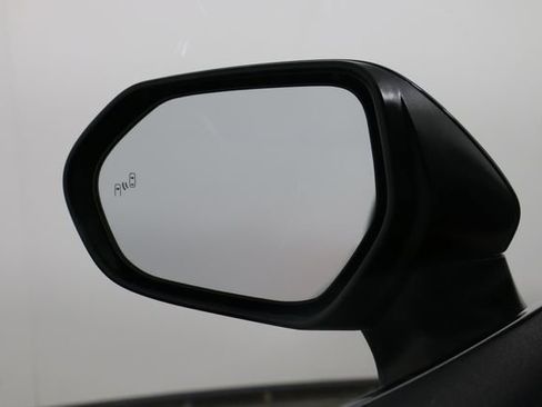 Used 2024 Toyota Camry SE image 38