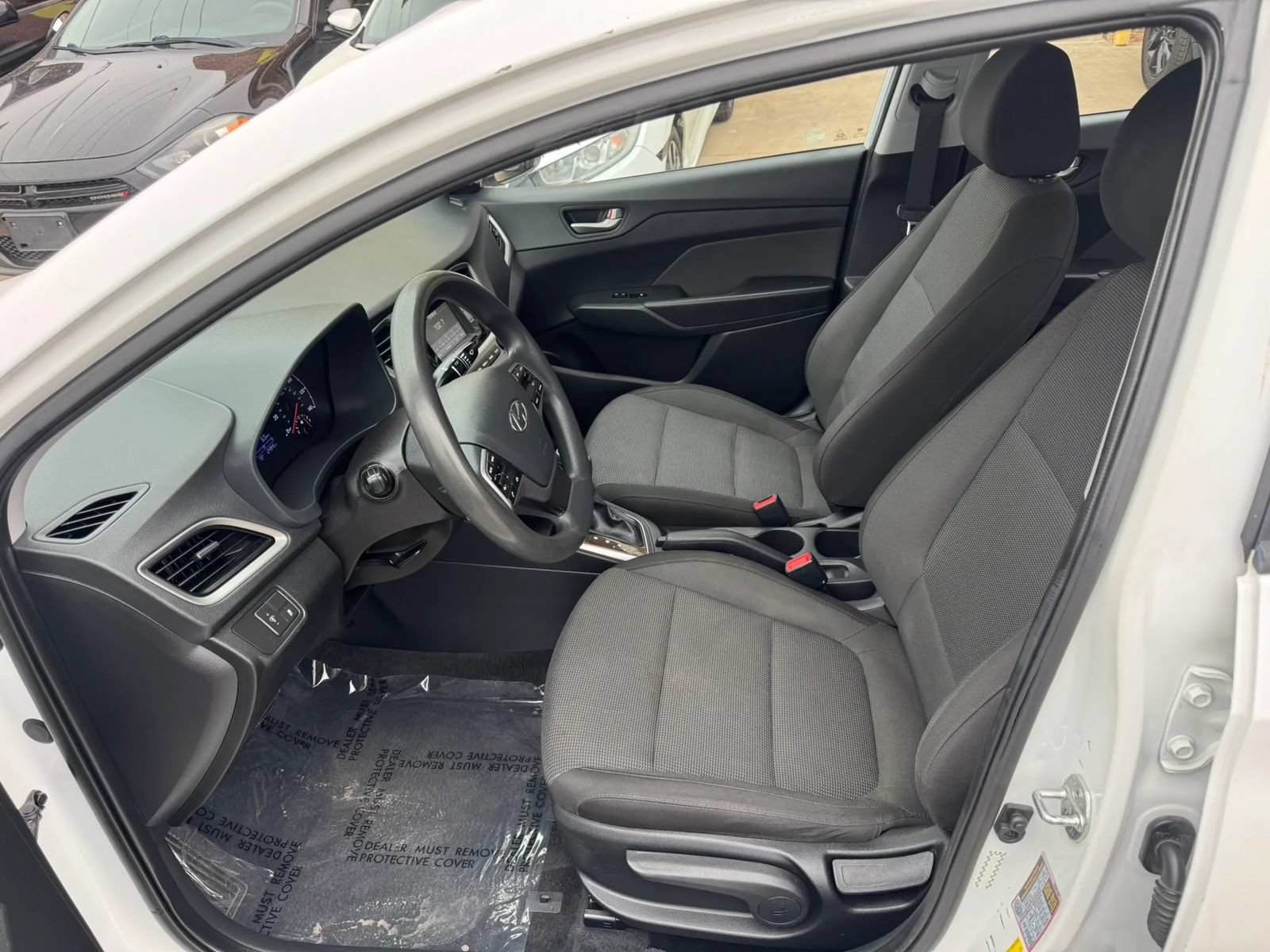 Used 2020 Hyundai Accent SE FWD image 8