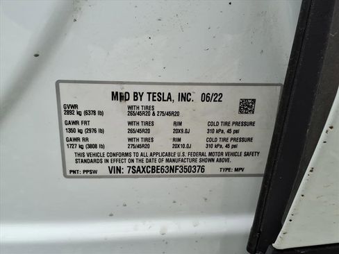 Used 2022 Tesla Model X Plaid image 29