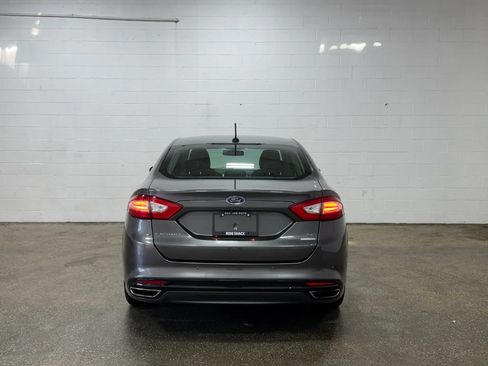 Used 2016 Ford Fusion SE w/ Equipment Group 202A AWD/4WD image 4