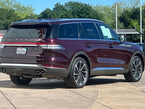 Used 2023 Lincoln Aviator Reserve w/ Equipment Group 201A image 4